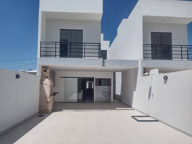 #161 - Casa para Venda em São Pedro da Aldeia - RJ