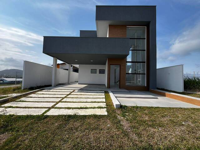 #316 - Casa para Venda em São Pedro da Aldeia - RJ