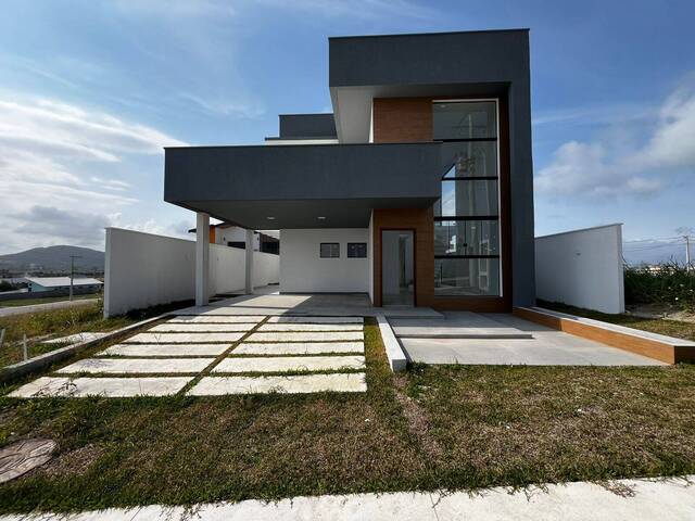 #316 - Casa para Venda em São Pedro da Aldeia - RJ