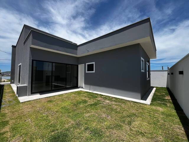 Casa para Venda em São Pedro da Aldeia - 4