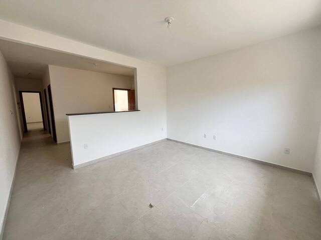 Casa para Venda em São Pedro da Aldeia - 4