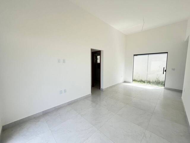 Casa para Venda em São Pedro da Aldeia - 4