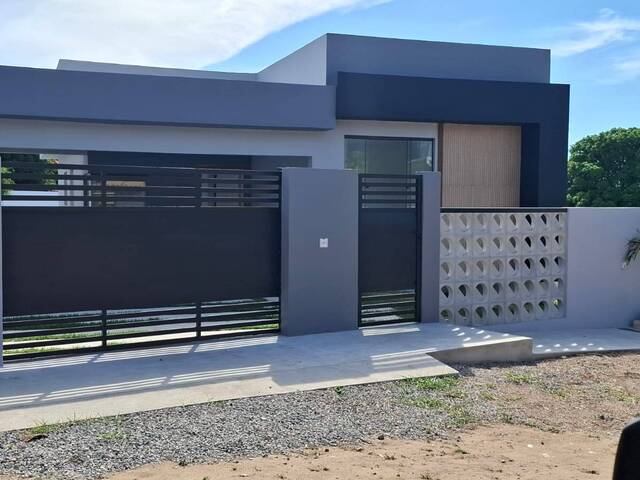 #402 - Casa para Venda em São Pedro da Aldeia - RJ - 1