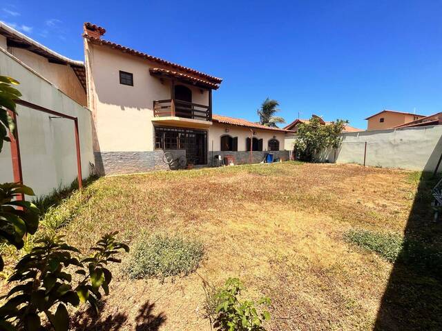 #415 - Casa para Venda em São Pedro da Aldeia - RJ - 2
