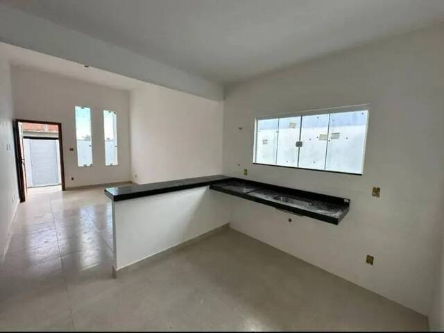 #424 - Casa para Venda em São Pedro da Aldeia - RJ - 2