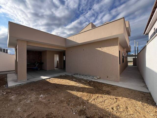 #458 - Casa para Venda em São Pedro da Aldeia - RJ - 2