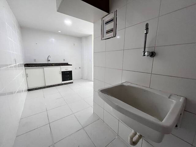 #473 - Apartamento para Venda em São Pedro da Aldeia - RJ - 3