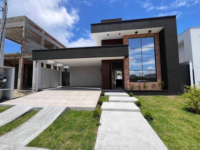 #487 - Casa para Venda em São Pedro da Aldeia - RJ