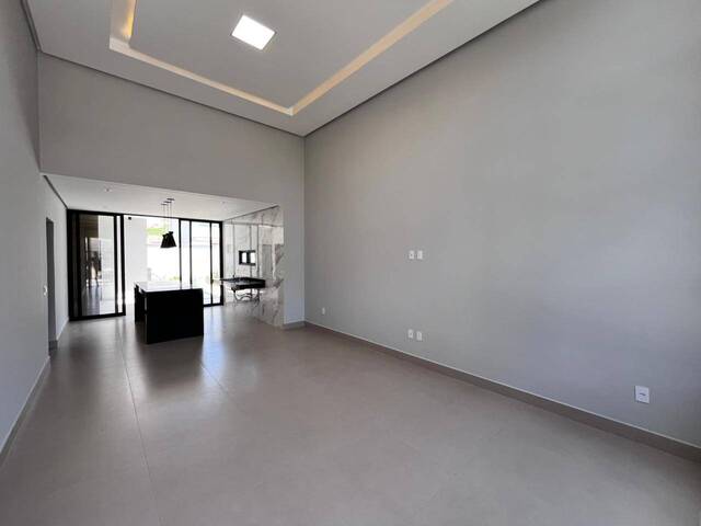 #487 - Casa para Venda em São Pedro da Aldeia - RJ