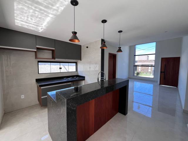 #504 - Casa para Venda em São Pedro da Aldeia - RJ