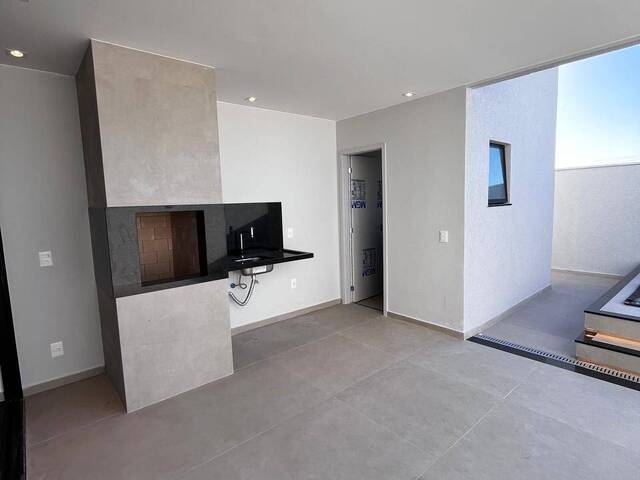 Casa para Venda em São Pedro da Aldeia - 3